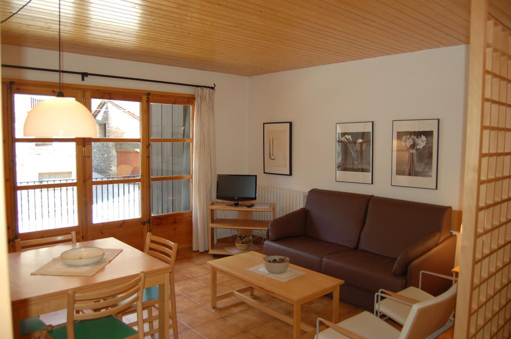 Apartaments Vall Ferrera Areu Pokoj fotografie